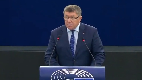 "Nie słuchano nas, posłuchano Niemców". Mocne wystąpienie europosła PiS w PE