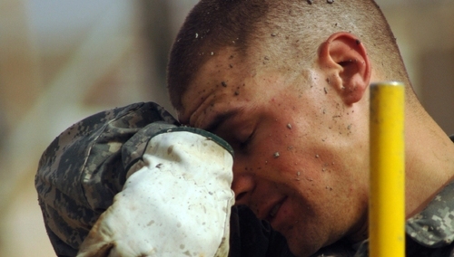 Życie kończy się po czterdziestce... Nadumieralność mężczyzn w Polsce