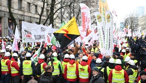 Strajkujący członkowie Solidarności