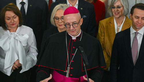 Opłatek sejmowy. Abp Adrian Galbas w towarzystwie parlamentarzystów
