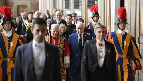 Wizyta brytyjskiego monarchyI w Watykanie. Leon XIV i Karol III