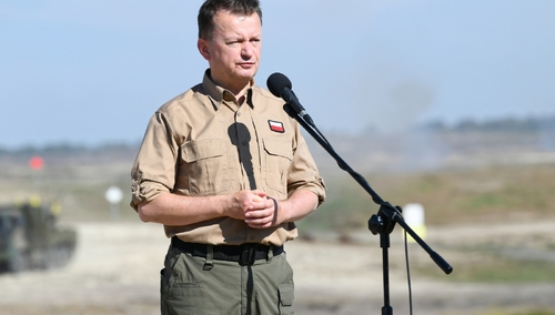 Szef MON: Konsekwentnie zwiększamy liczebnie Wojsko Polskie