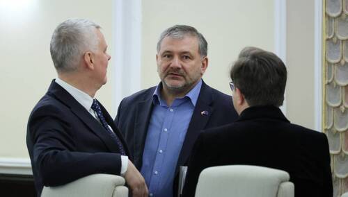 Minister sprawiedliwości Waldemar Żurek podczas posiedzenia Rady Ministrów