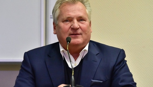 Kwaśniewski zachwycony powrotem Tuska. "Polityk ciężkiej wagi, dużej klasy, ogromnego..."