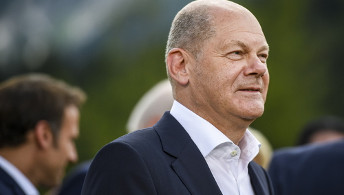 „Władze wykorzystały konflikt na Ukrainie”. Niemiecka gazeta oskarża Scholza