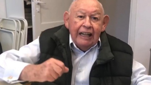 Tygodnik Urbana pyta: "Jak się pisze ku**stwo? TVP Info czy tvp.info?" Krótka odpowiedź mistrza świata