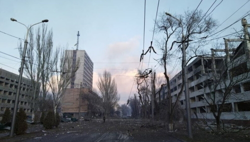 Zniszczony Mariupol