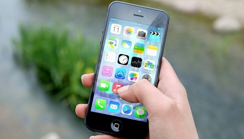 RMF: „Ponad 6 tys. ataków Pegasusem na urządzenia należące do pracowników NIK”. Żaryn odpowiada