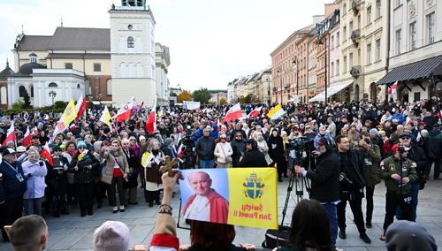 Uczestnicy III Narodowego Marszu Papieskiego 