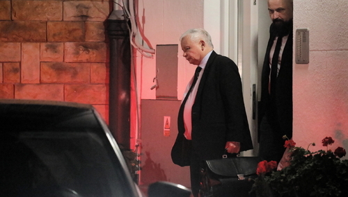 "Super Express": Znane są nazwiska dwóch ministrów, którzy odejdą z rządu