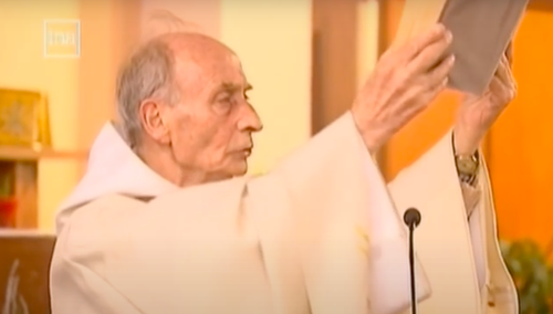 Rozpoczął się proces w sprawie zabójstwa księdza Jacques’a Hamela