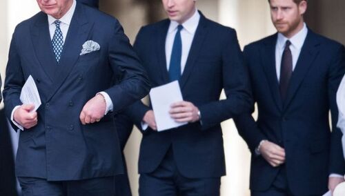 Król Karol III, książę książę William i książę Harry