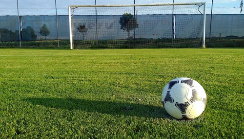 Piłka na boisku