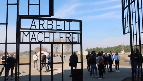 Niemiecki 101-letni były strażnik obozu koncentracyjnego Sachsenhausen skazany