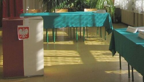 Sekretarz generalny PiS: Chcemy przesunąć wybory samorządowe na wiosnę 2024 roku