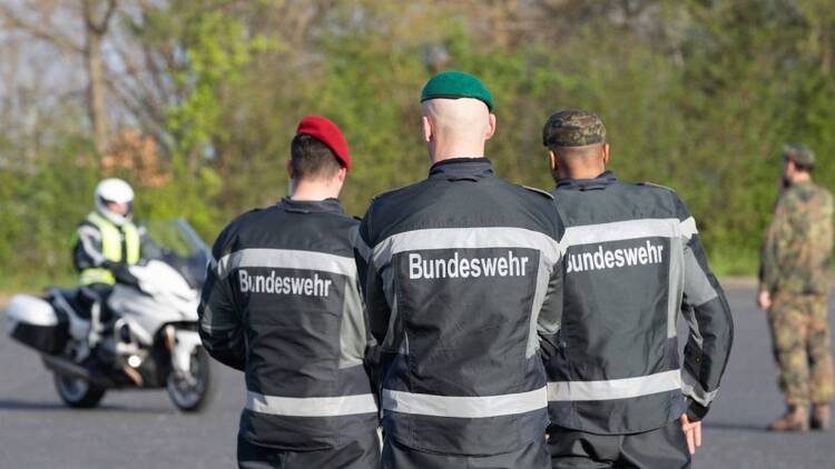 Niemieccy żołnierze - zdjęcie ilustracyjne