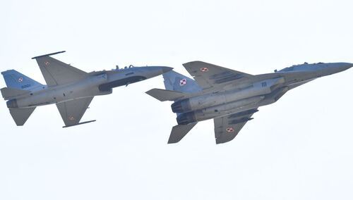 Samoloty FA50 i MiG-29 - zdjęcie ilustracyjne