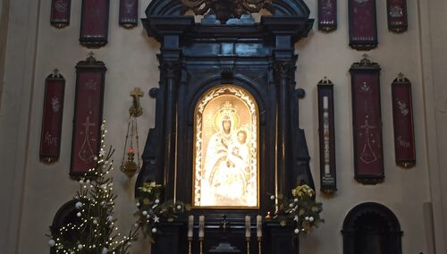 Sanktuarium Matki Bożej Szkaplerznej w Czernej koło Krzeszowic