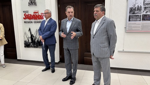 Otwarcie wystawy "45 lat NSZZ «Solidarność» w służbie Ludzi i Ojczyzny"