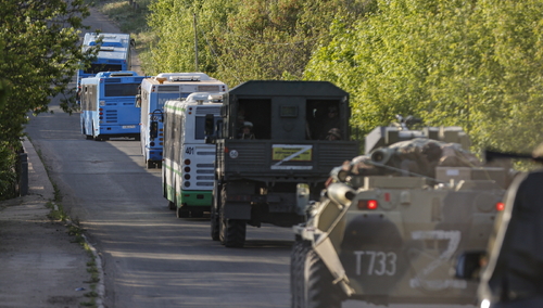 Ewakuacja ukraińskich żołnierzy z zakładów Azowstal