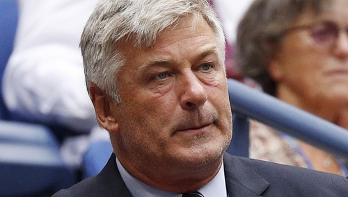 Będą zarzuty w sprawie śmierci na planie filmu "Rust" z udziałem Baldwina? "Niczego nie wykluczamy"