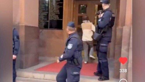 Aktywista Ostatniego Pokolenia wybił szybę w gmachu MSZ