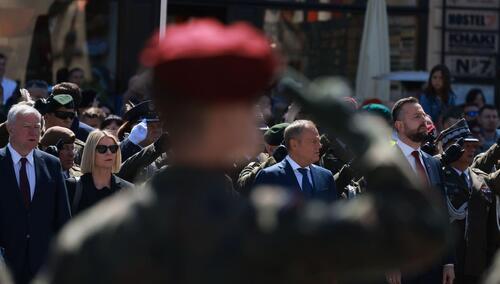 Agnieszka Rucińska (druga z lewej)