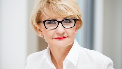 Szokujące wpisy na Twitterze Iwony Michałek. "Konto zostało skradzione"