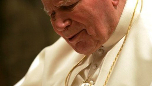 Szef Katolickiej Agencji Informacyjnej: Dziennikarz TVN w fałszywym świetle prezentuje Jana Pawła II