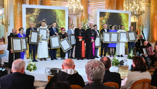  WRĘCZENIE NAGRÓD TOTUS TUUS