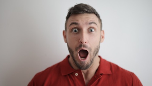 "Nie zaszczepiłeś się? Nie idę z Tobą do łóżka!". Gwiazdeczka SLD rozbawiła internautów