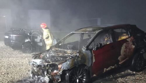 W Wieliszewie spłonęły trzy samochody