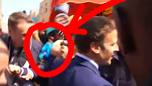Emmanuel Macron na wiecu w Cergy