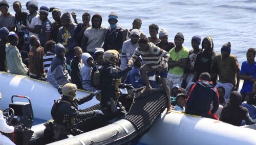 Imigranci uratowani na Morzu Środziemnym 