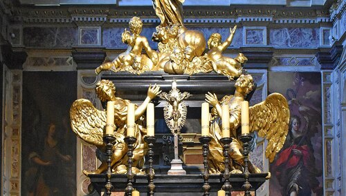 Grobowiec św. Jacka w kaplicy bazyliki Świętej Trójcy w Krakowie