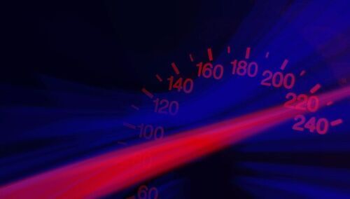 300 km/godz. przez miasto. Prokuratura umorzyła śledztwo