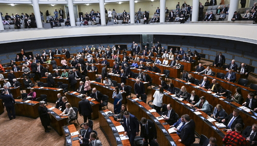 Fiński parlament zatwierdził wniosek o członkostwo w NATO