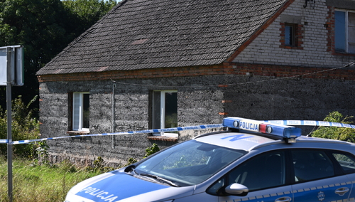 Czerniki. W tym domu znaleziono ciała trzech noworodków