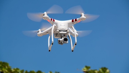 Dron, zdjęcie poglądowe