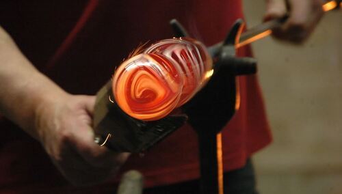 "Pozytywna niespodzianka". Wskaźnik PMI dla przemysłu w Polsce w styczniu wyniósł 51,9 pkt. - Markit