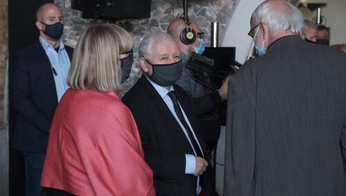 "Zachowanie irracjonalne". Kaczyński odpowiada Ardanowskiemu