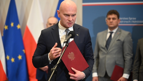 Podpisanie porozumienia pomiędzy szefem MSWiA a związkami zawodowymi