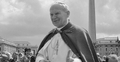 Jan Paweł II na placu św. Piotra, 1987