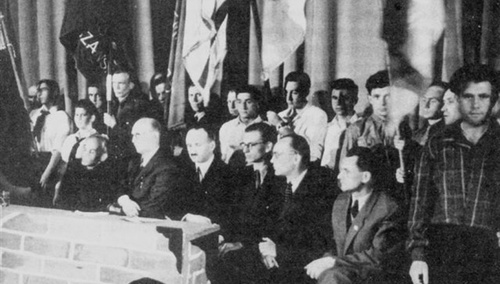 Działacze RPŻ podczas obchodów trzeciej rocznicy powstania w getcie warszawskim, kwiecień 1946