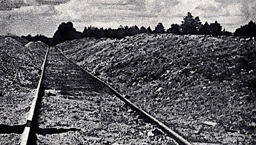 Tor kolejowy do żwirowni przy obozie Treblinka