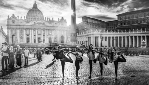 Młodzież na placu św. Piotra