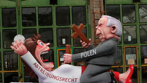 "instalacja" z karnawału w Dusseldorfie