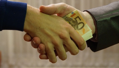 Bartłomiejowi M., byłemu współpracownikowi Macierewicza, grozi 10 lat?