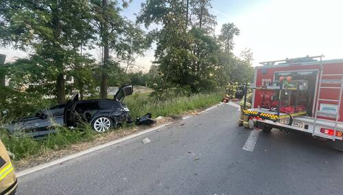 Słupia: Pijany policjant miał być sprawcą śmiertelnego wypadku. Nie żyje kobieta