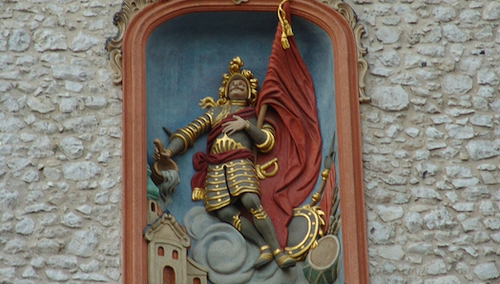 Brama Floriańska w Krakowie stojąca na trakcie łączącym kościół pw. św. Floriana z Rynkiem Głównym